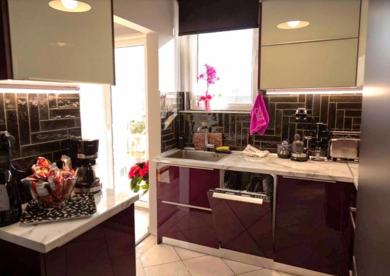 "Elegance" Central Luxury Apartment Piraeus Luaran gambar